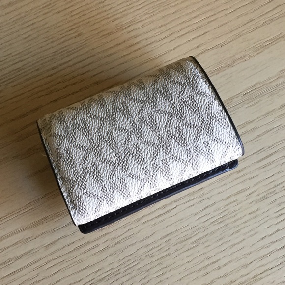 Michael Kors Chocolate Multi Small Trifold Wallet - Picture 3 of 10